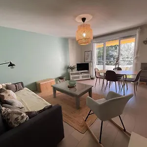 « esprit Cosy », Terrasse, Piscine, Proche Lyon Tassin-la-Demi-Lune
